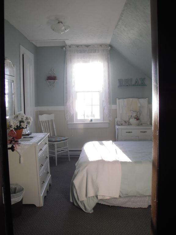 Moore'S Specialties Fundy Bay House Rental Gardner Creek Bilik gambar